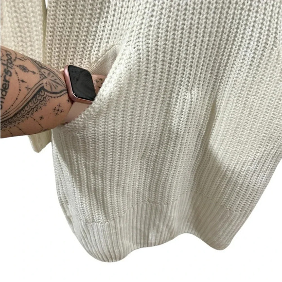 White GUILTY cable knit long sleeve sweater dress, super comfy, size large. - Picture 5 of 5